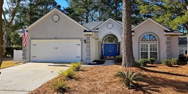 19 Muirfield Drive
