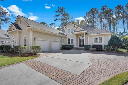 37 Lynnfield Place