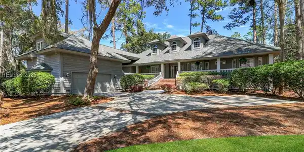 4 Honey Hill Court