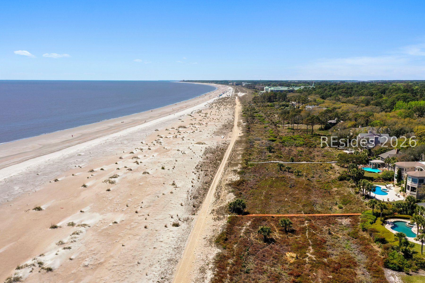 Image 2: Port Royal Private Beaches!