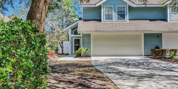 33 Lake Linden Lane