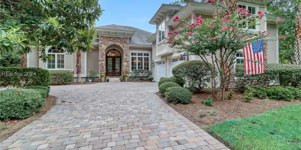 213 Summerton Drive
