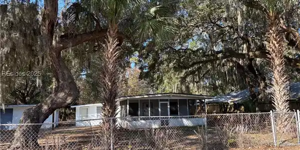 18 Gibson Drive