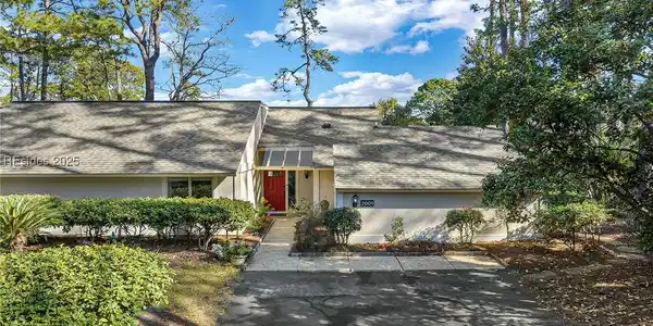 1 High Bluff Road