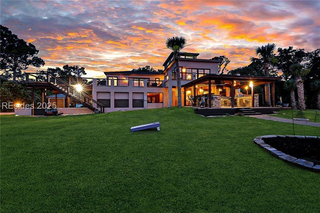 Image 4: Back of Home