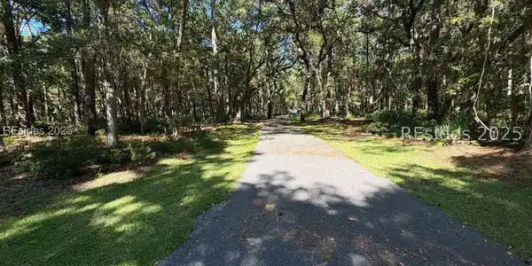 10 Masters Drive