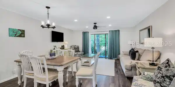 2 Wimbledon Court