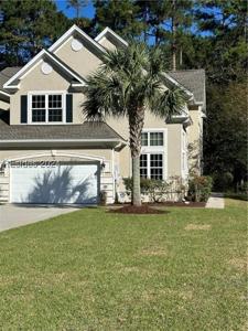 32 Paxton Circle