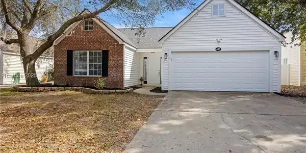415 Live Oak Walk
