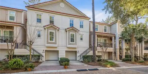 20 Tradewinds Trace