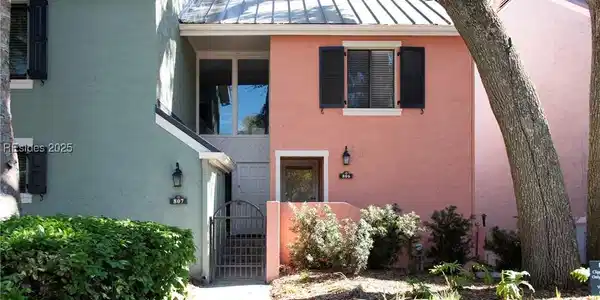 135 Lighthouse Road