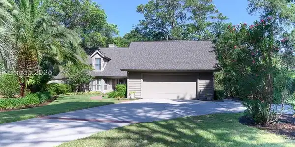 10 Barony Lane
