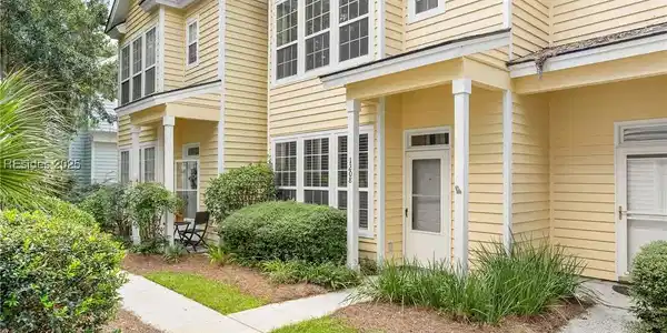 1208 Barnwell Bluff
