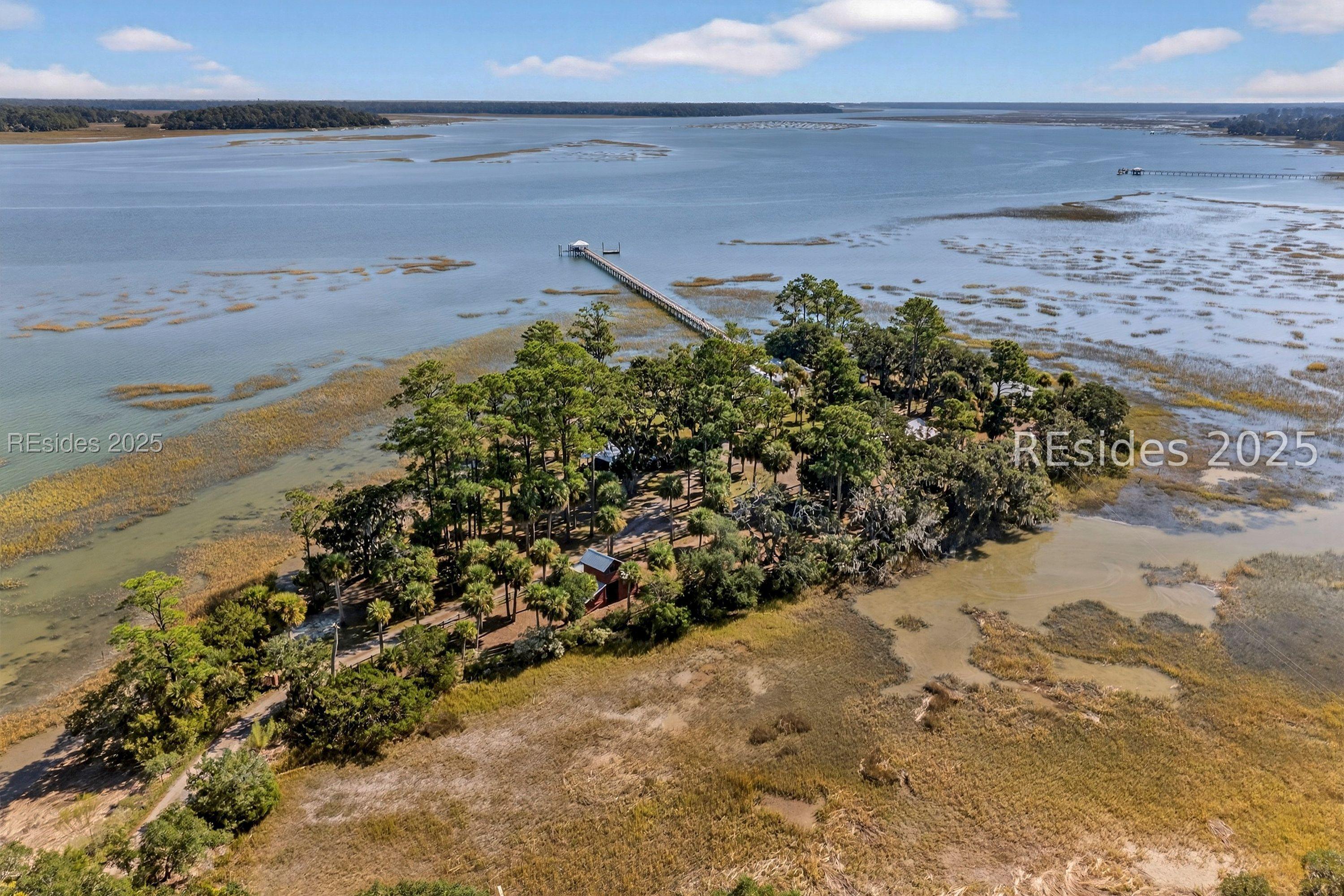 Image 2: Island Aerial 90CP