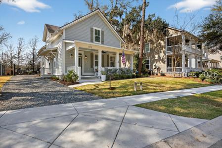 1612 Deanne Drive