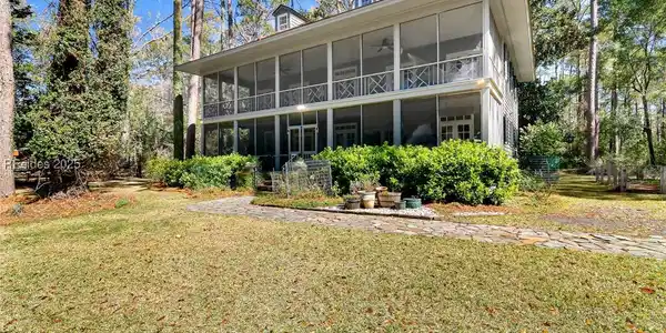 47 Pine View Drive