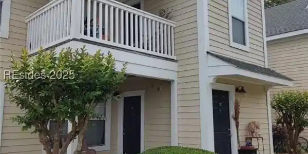 5 Old South Court
