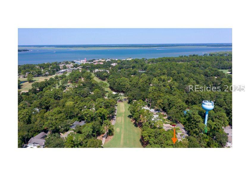 Image 2: 11 Muirfield - on the Harbour Town Links Fairway 2