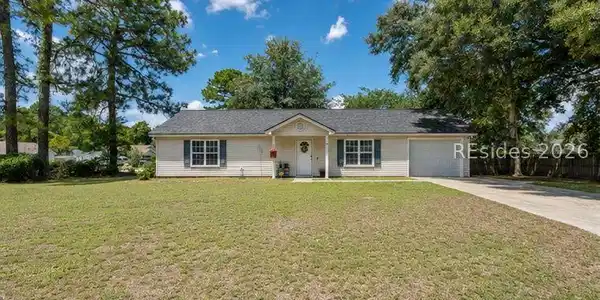 77 Pelican Circle