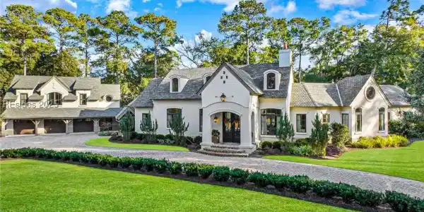 758 Colonial Drive