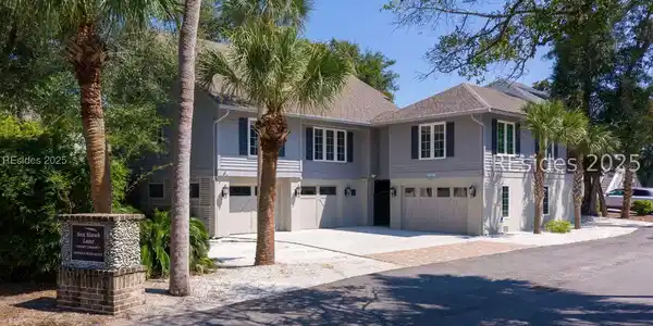 1 Sea Hawk Lane