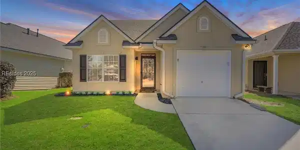29 Pinecrest Way