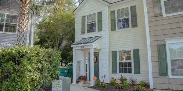511 Gardners Lane