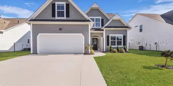 10 Benton Circle