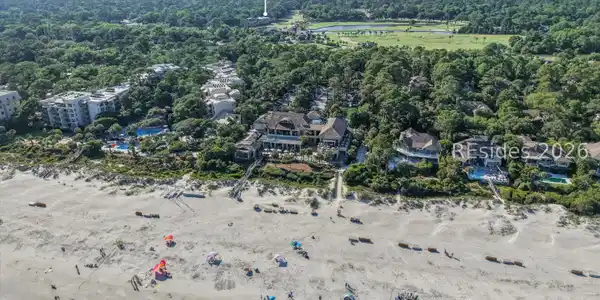 10 Lighthouse Road