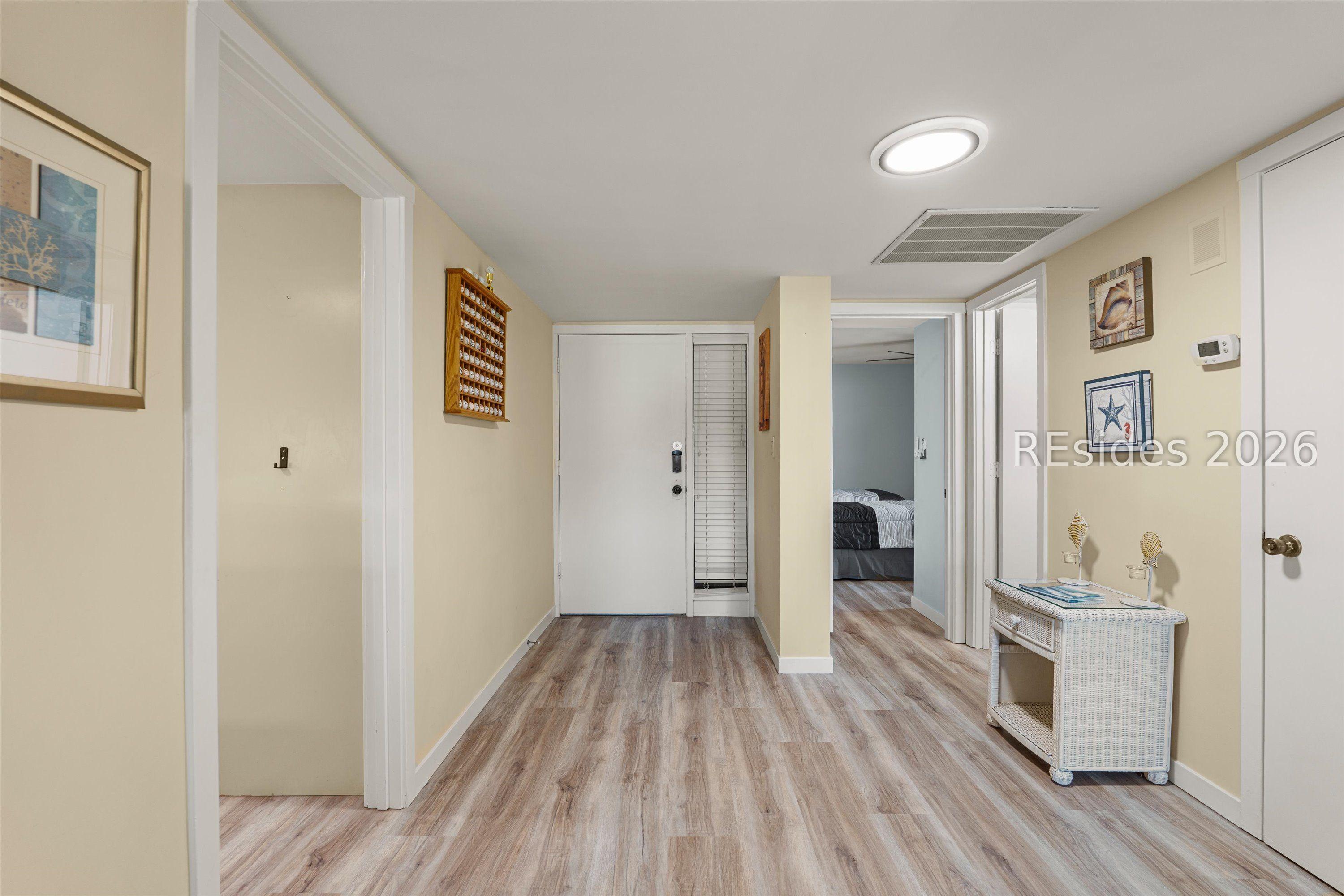 Image 3: Welcome In!