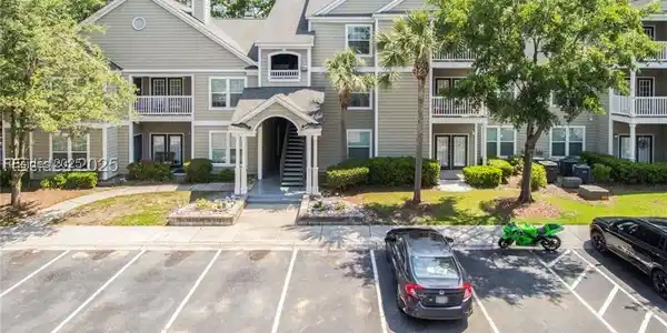 100 Kensington Boulevard