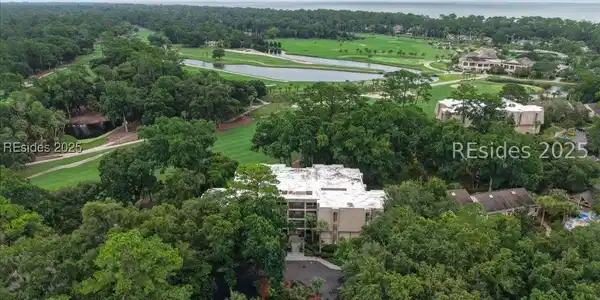 18 Lighthouse Road