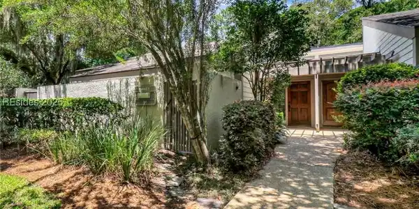 15 Calibogue Cay Road