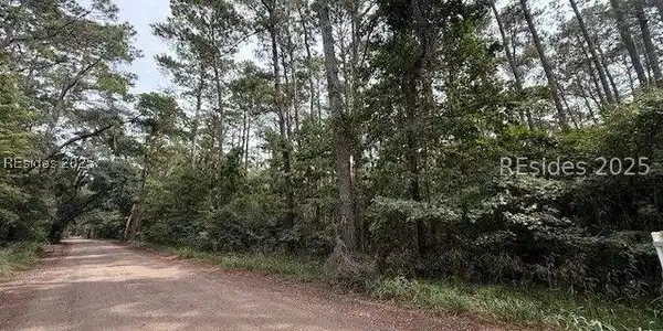 284 School Road
