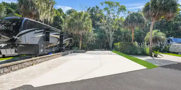 43 Jenkins Island Rd