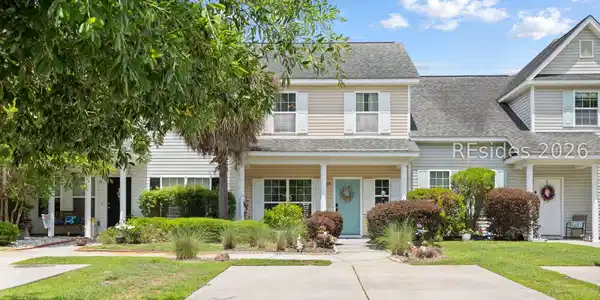 13 Running Oak Drive