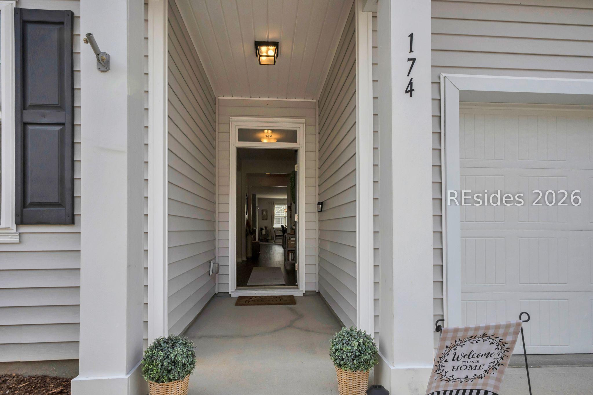 Image 4: Welcoming Entrance