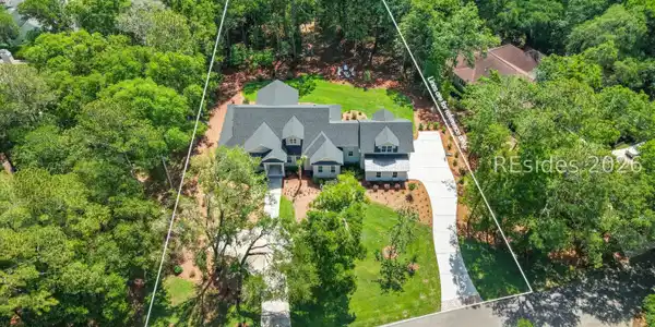 3 Pond Drive