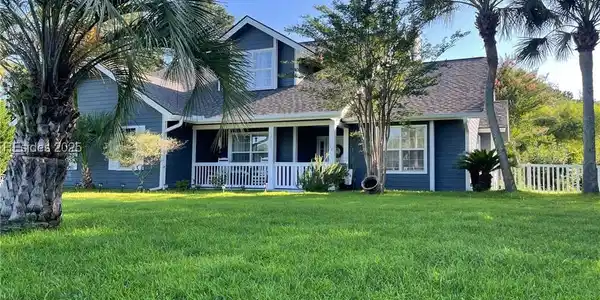 105 Besseleiu Court