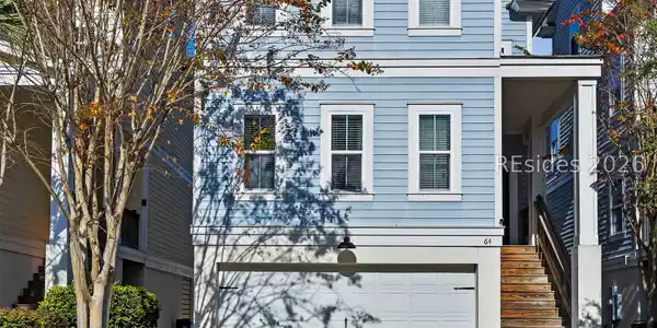 64 Sandcastle Court