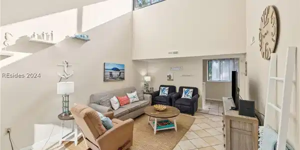 137 Cordillo Parkway
