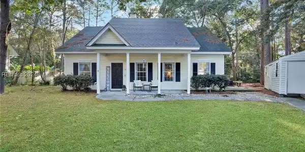 28 Cedar Crest Circle