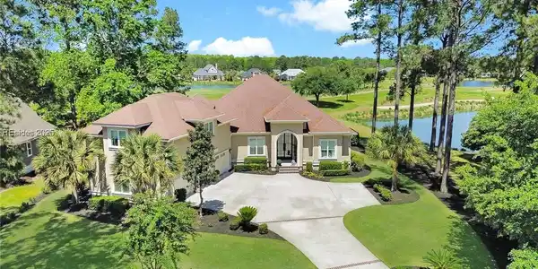 40 Hampton Hall Boulevard