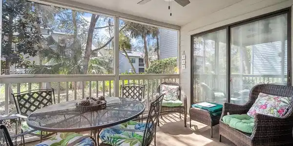 137 Cordillo Parkway