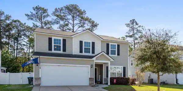 8 Coosawhatchie Way
