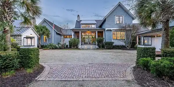 23 Powder Horn Road