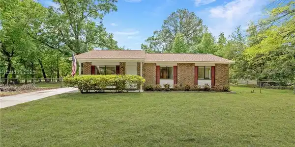 5618 Pulaski Court