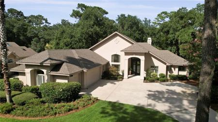19 River Club Drive