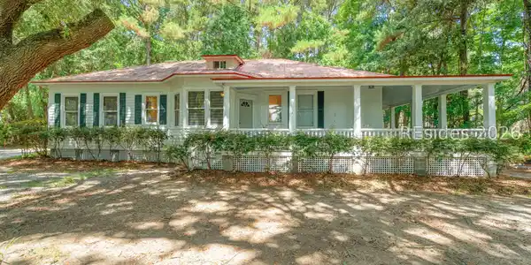 628 Robert Smalls Parkway