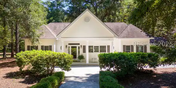 14 Masters Drive